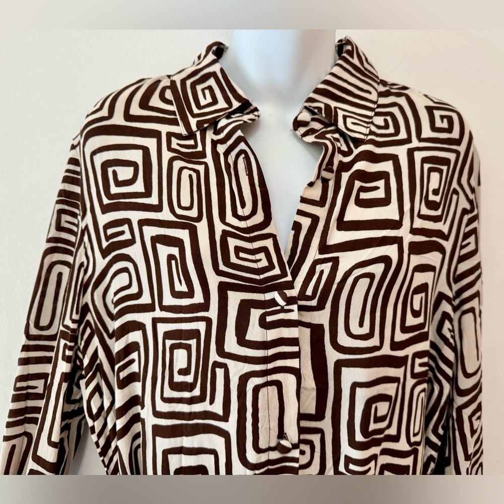 Geometric Patterned Mini Dress - Picture 3 of 11